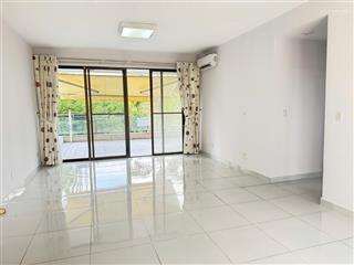 Cho thuê căn hộ sân vườn panorama phú mỹ hưng, diện tích 168m2, giá rẻ 35 triệu.  0919 949 ***