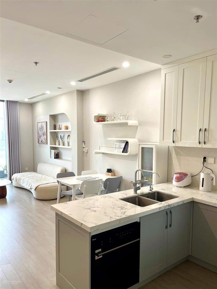 Bql cho thuê cc goldmark city/ giá từ 11t/ 2pn/3pn/ full đồ vieww đẹp, có slot oto