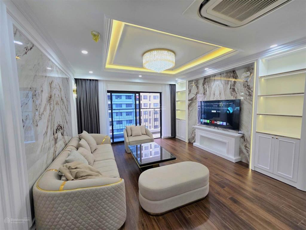 Bql cho thuê cc 2pn ở vinhomes gardenia, giá 15tr, có slot ô tô