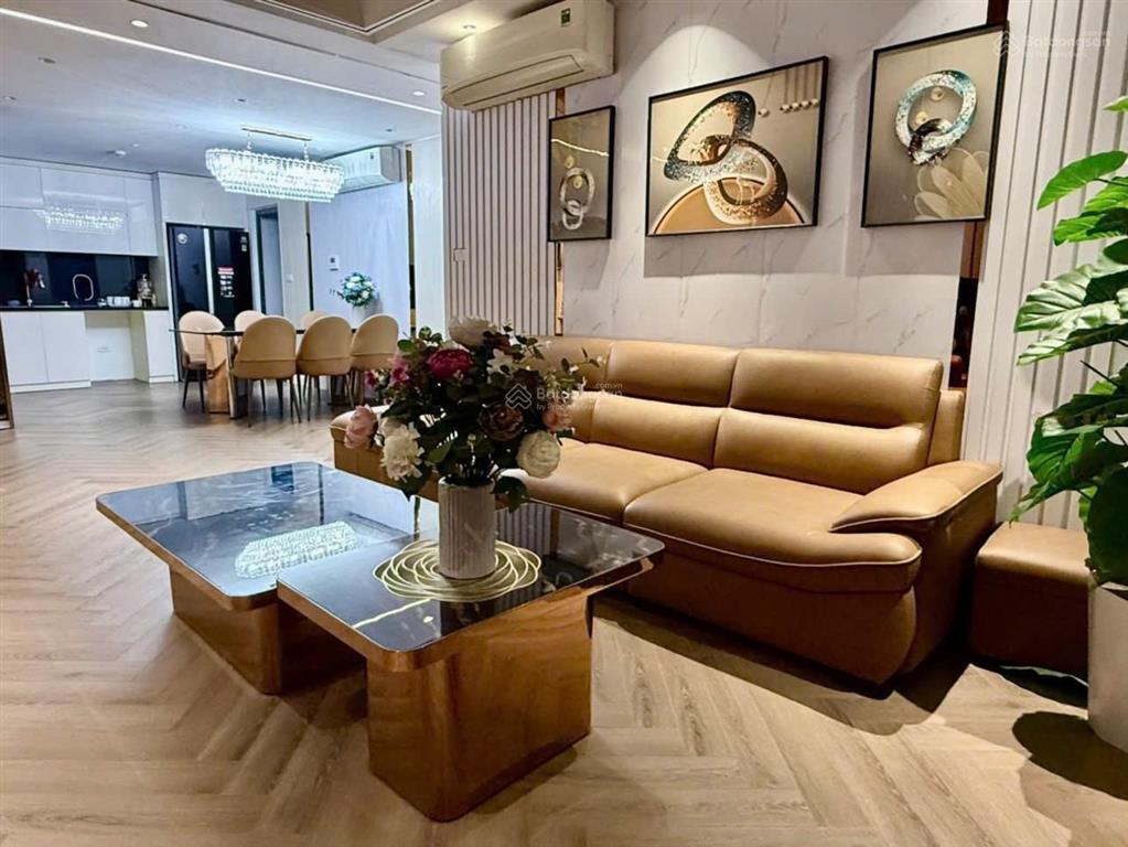 Chính chủ bán, 3pn tòa ia20 ciputra. giá bán 7 tỷ 5 full đồ, có slot, có thương lượng