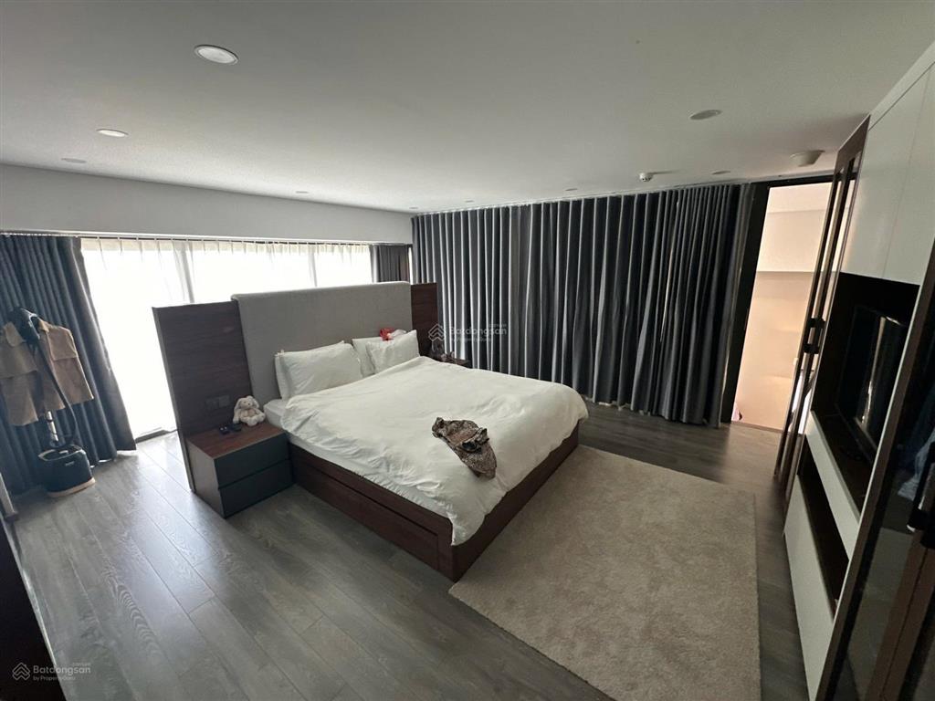 Gia đình cho thuê căn 2pn  full đồ, giá 18tr/th, pentstudio, vào sớm có thương lượng
