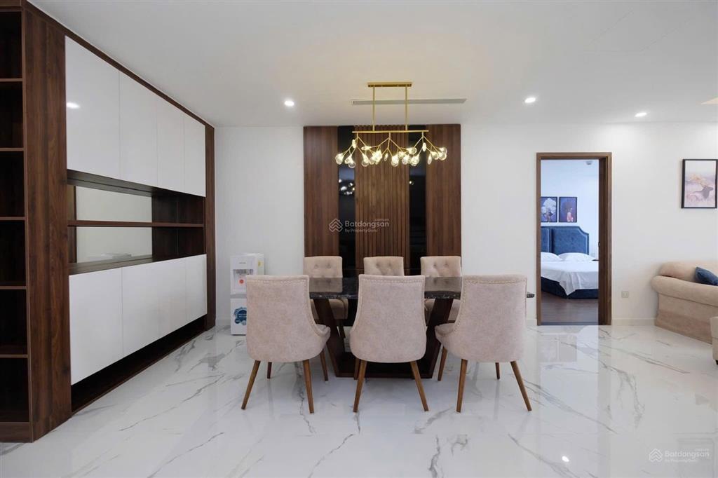 Cho thuê cc udic westlake, 2pn  84m2, giá 14tr/th có slot, view hồ tây