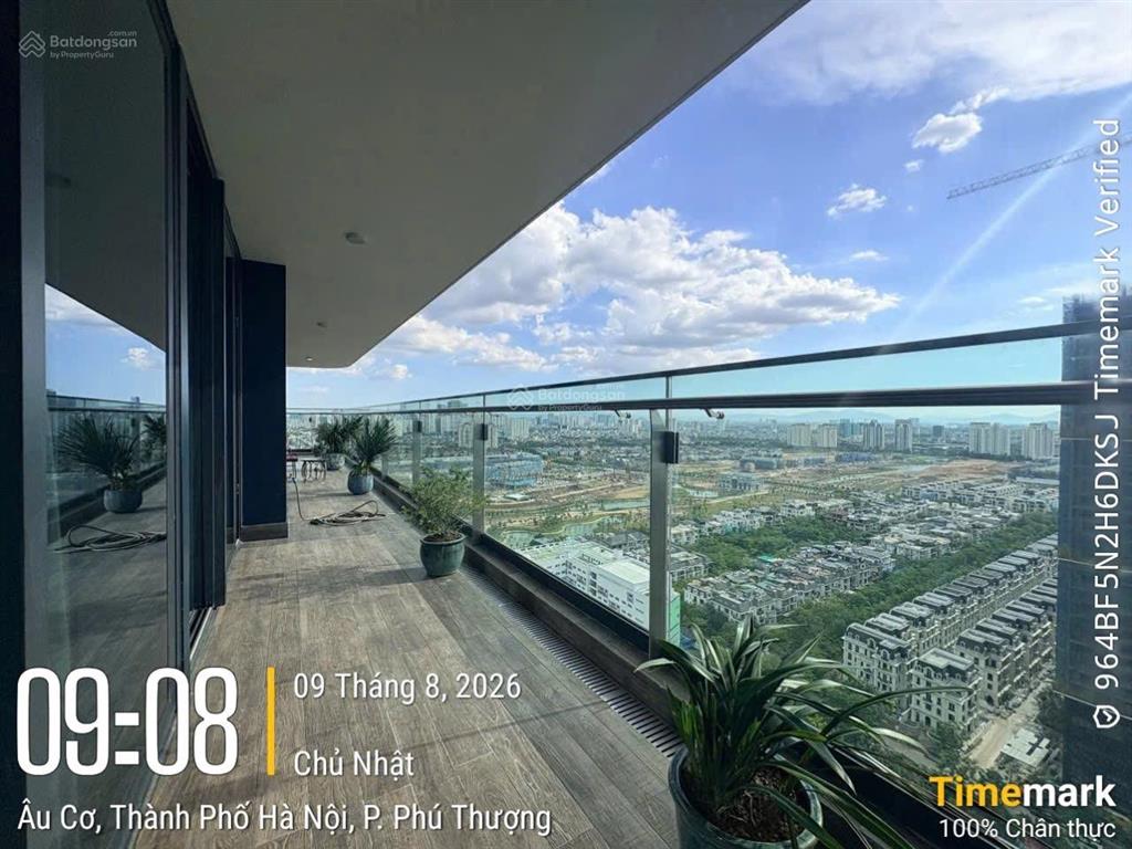 Cho thuê cc 2pn  125m2. giá 20tr/th sunshine golden river,  0355 392 ***