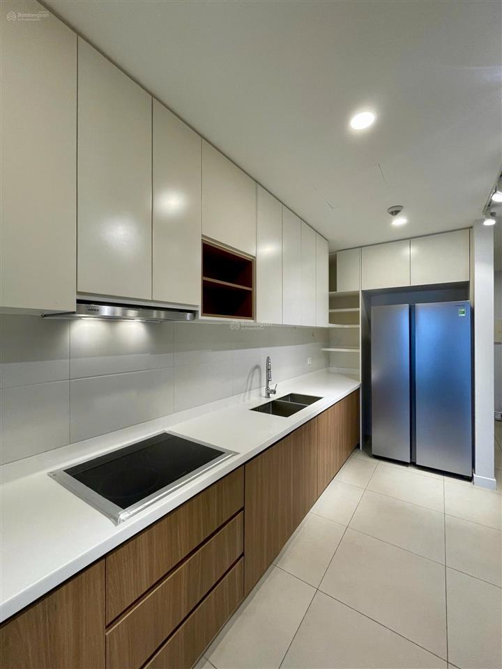 Cho thuê 3pn, full đồ tại dự án kosmo xuân la, view hồ tây,  0355 392 ***