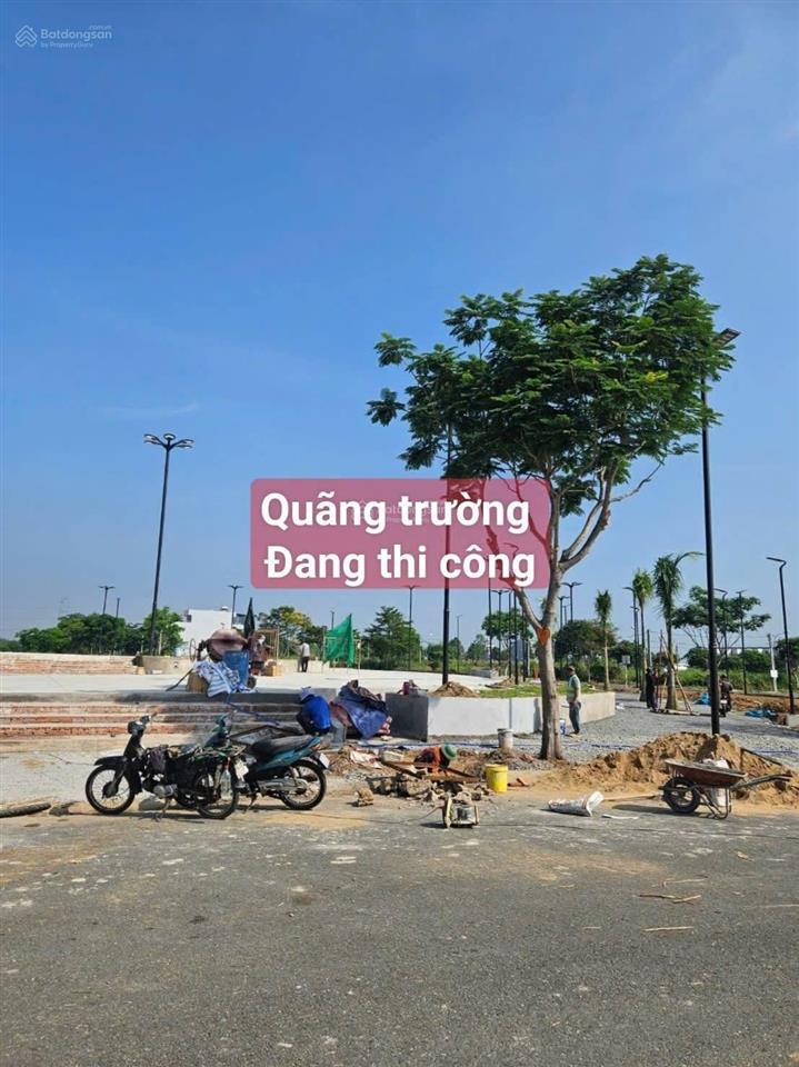 Bán đất nền dt 120m2 (6x20) giá 24tr/m2. thành tiền 2 tỷ 880 tr. vị trí đắc địa sau lưng phố đi bộ