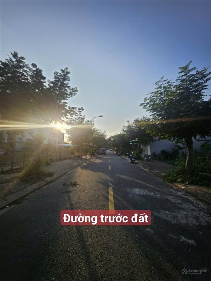 Bán đất nền "mặt tiền view trường học nhân lễ" đường n2(12m) giá 2 ty 600tr. dt 90m2(5x18)