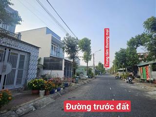 Bán đất 100m2(5x20) đường số 5 cách trung tâm thương mại chỉ 300m giá 2 ty 600 tr nền sạch đẹp