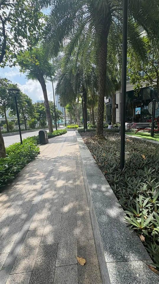 Cho thuê shophouse tại vinhomes golden river ba son  quận 1  tp.hcm