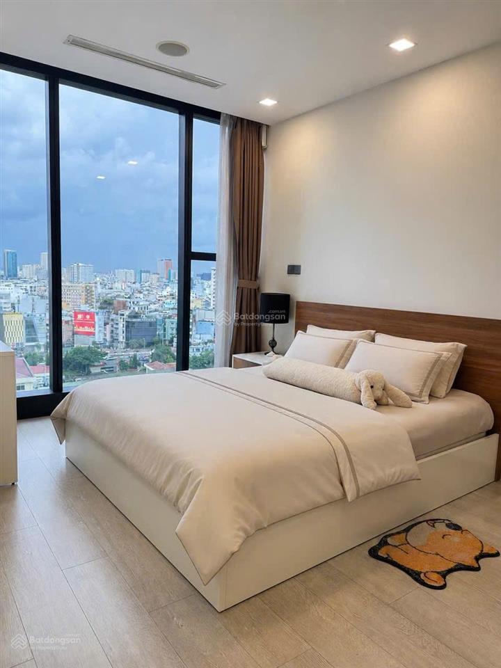 Chuyên bán căn hộ vinhomes golden river ba son giá tốt 1pn  8,3 tỷ
