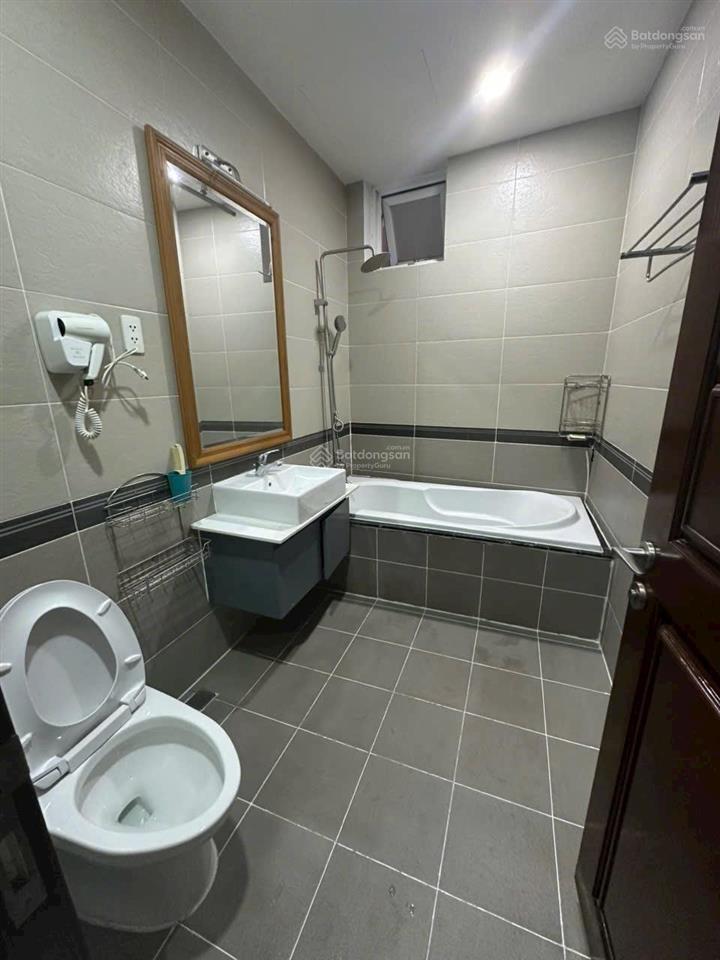 Căn hộ 100m2 2pn + 2wc tầng thấp. giá bán 7,3tỷ
