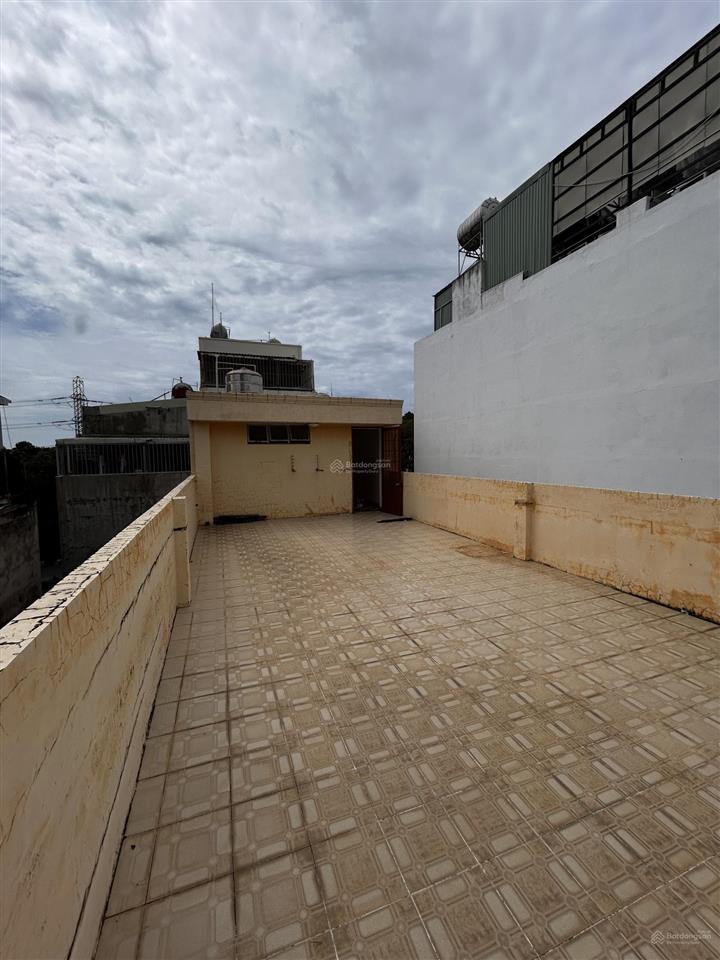 Mt lê trọng tấn, dt 90m², ngang 5m, 3 tầng. giá 12tỷ tl