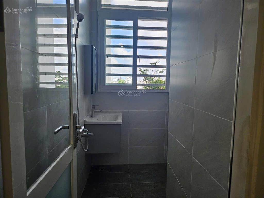 Căn hộ 2pn 69m2 view sông gió mát. sổ hồng lâu dài. giá 4,8 tỷ