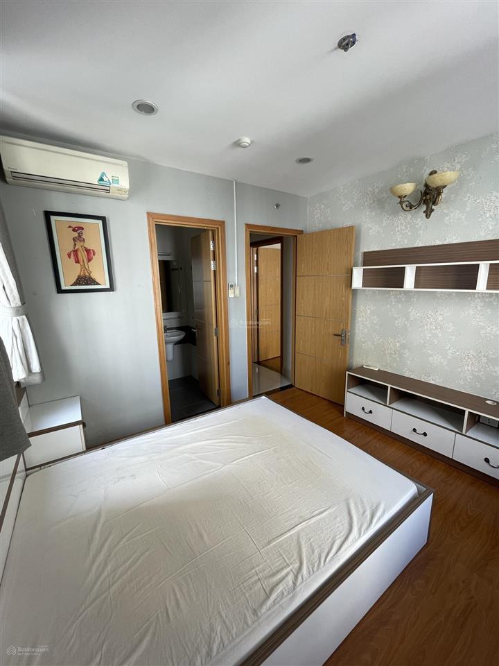 Căn hộ 2pn 69m2 view sông gió mát. sổ hồng lâu dài. giá 4,8 tỷ