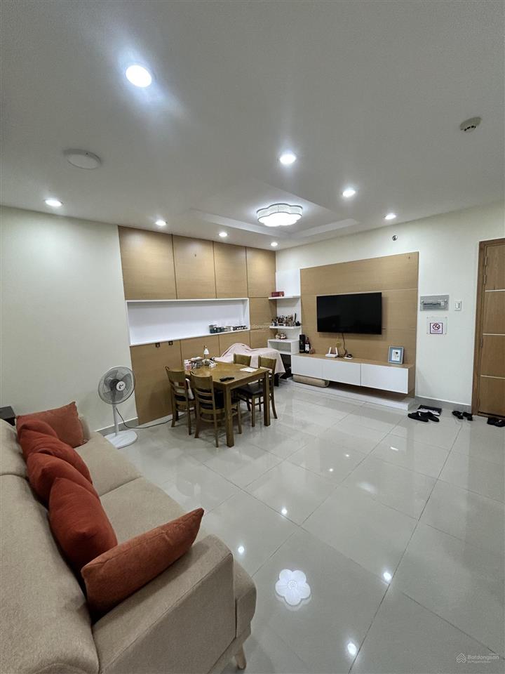Chính chủ bán căn hộ 78m2. giá 5,3 tỷ còn thương lượng