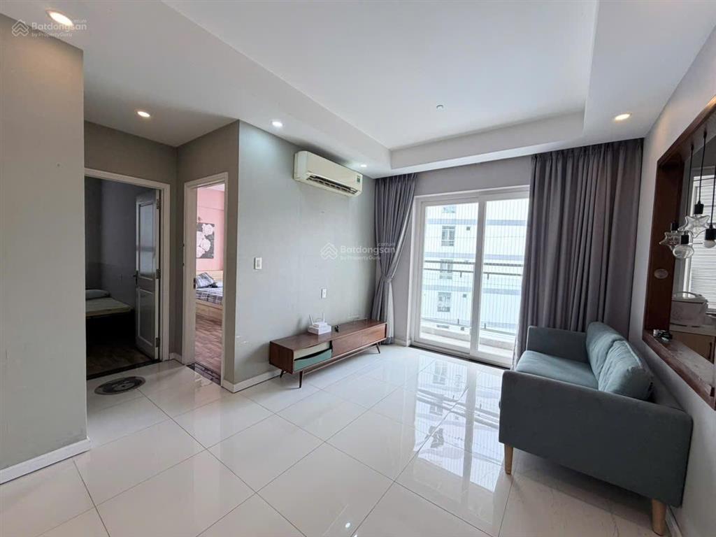Căn hộ 2pn 2wc giá thuê 12tr nhà trống