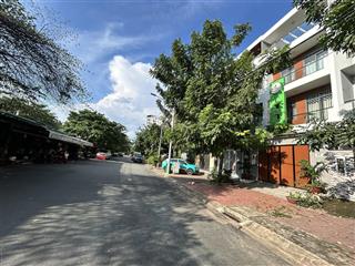 Nhà phố himlam 5x20. giá thuê 26tr/th