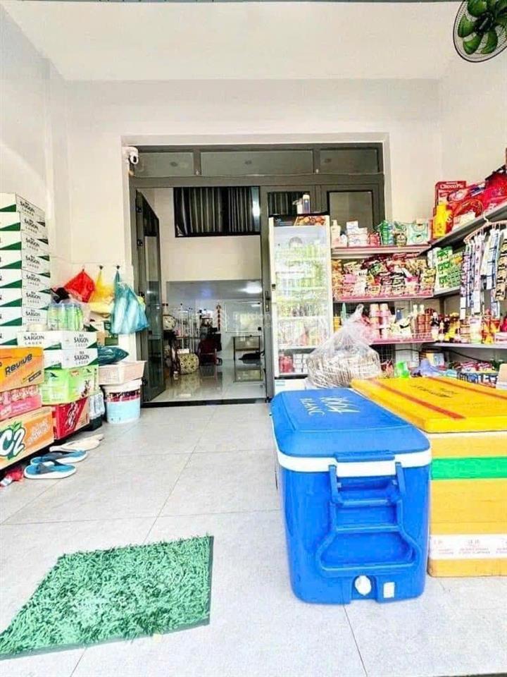 Cô tâm bán lỗ 500 triệu căn nhà 1 lầu, trịnh như khuê sau chợ bình chánh đang cho thuê 8tr/tháng