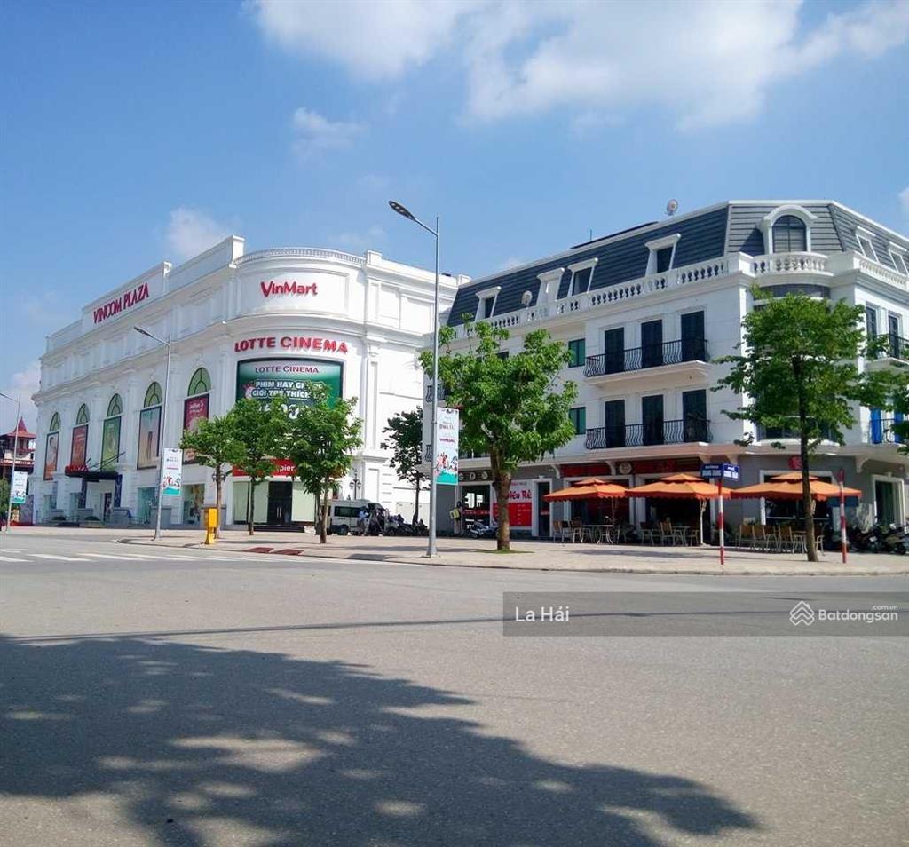 Chuyển nhượng lô góc 2 mặt tiền đẹp dự án đối diện lối vào vincom  0976 758 ***