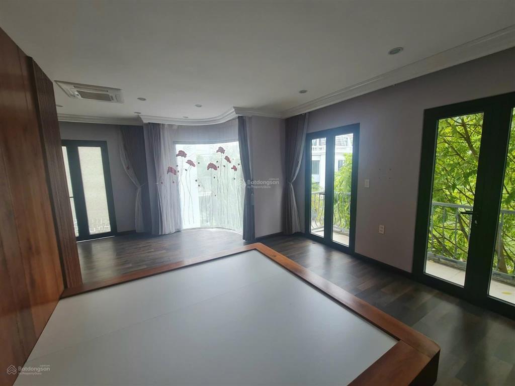 Căn góc khe thoáng đường đôi trục thông biển vinhomes bến đoan hạ long  0976 758 ***