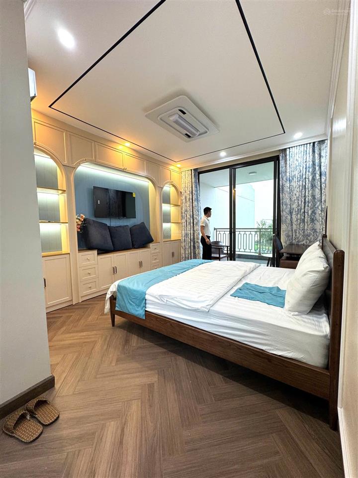 Cần chuyển nhượng grandbay villas căn gần biển 207m2 full nội thất 5 sao giá 3x tỷ  0976 758 ***