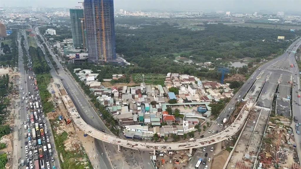 Bán căn hộ chung cư eaton park, 7,9 tỷ, 51,9 m2, 1pn, 1wc, nội thất cơ bản tại mai chí thọ q2