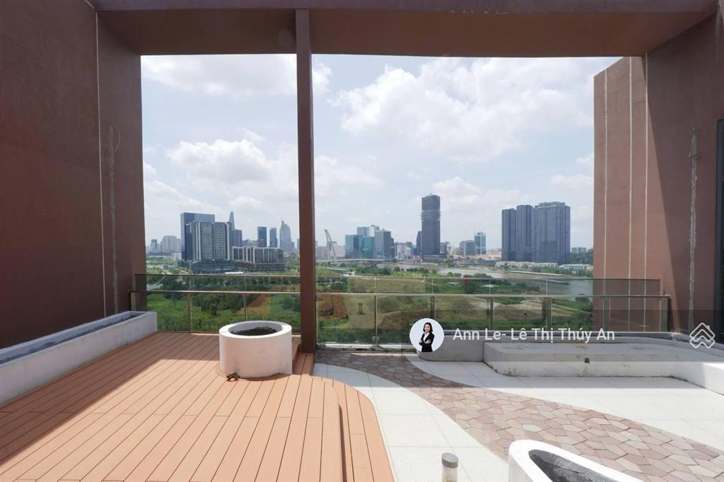 Penthouse the river thủ thiêm. cần bán gấp nhà nội thất cơ bản. một trong số ít 1 căn
