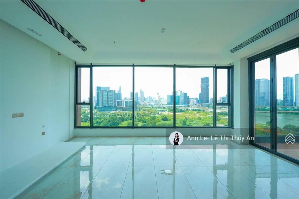 Penthouse the river thủ thiêm. cần bán gấp nhà nội thất cơ bản. một trong số ít 1 căn