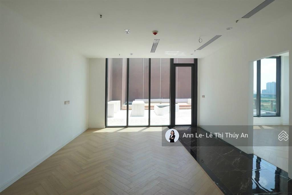Penthouse the river thủ thiêm. cần bán gấp nhà nội thất cơ bản. một trong số ít 1 căn
