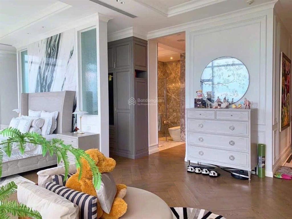 Penthouse empire city, 376m2, đầy đủ nội thất cao cấp cần bán