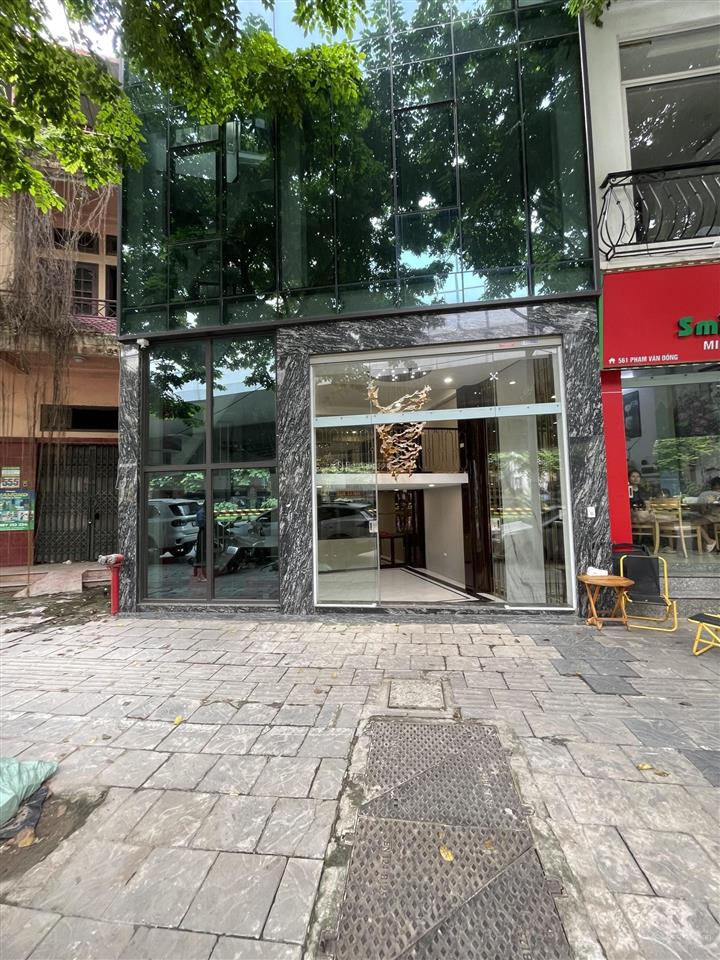 Bán nhà mặt phố phạm văn đồng, xây 8 tầng full kính cực vip, đã sẵn sổ sang tên ngay.  0969 512 ***