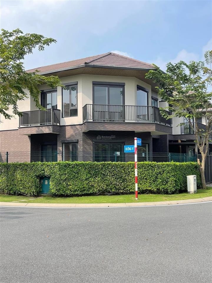 Chỉ 49tr/m2  nhà phố vườn 3 tầng izumi city, sân vườn, gara ô tô ngay trong nhà, sổ hồng sẵn sàng