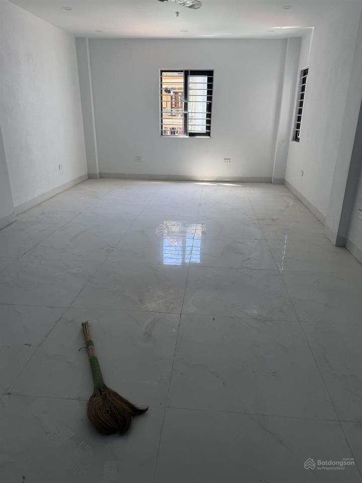 Bán gấp nhà 50m2 x 5t giá 17,8 tỷ mặt đường văn tiến dũng kinh doanh đỉnh