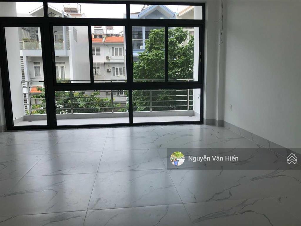 Bán nhà 5x20m gồm hầm và 3 tầng khu him lam quận 7 có thang máy giá bán 27 tỷ còn bớt cho khách