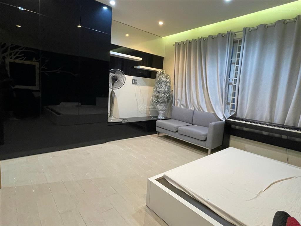 Bán nhà bt kdc him lam kênh tẻ quận 7 dt 7,5x20m gồm hầm trệt 2,5 lầu nhà mới đẹp giá 36 tỷ còn bớt