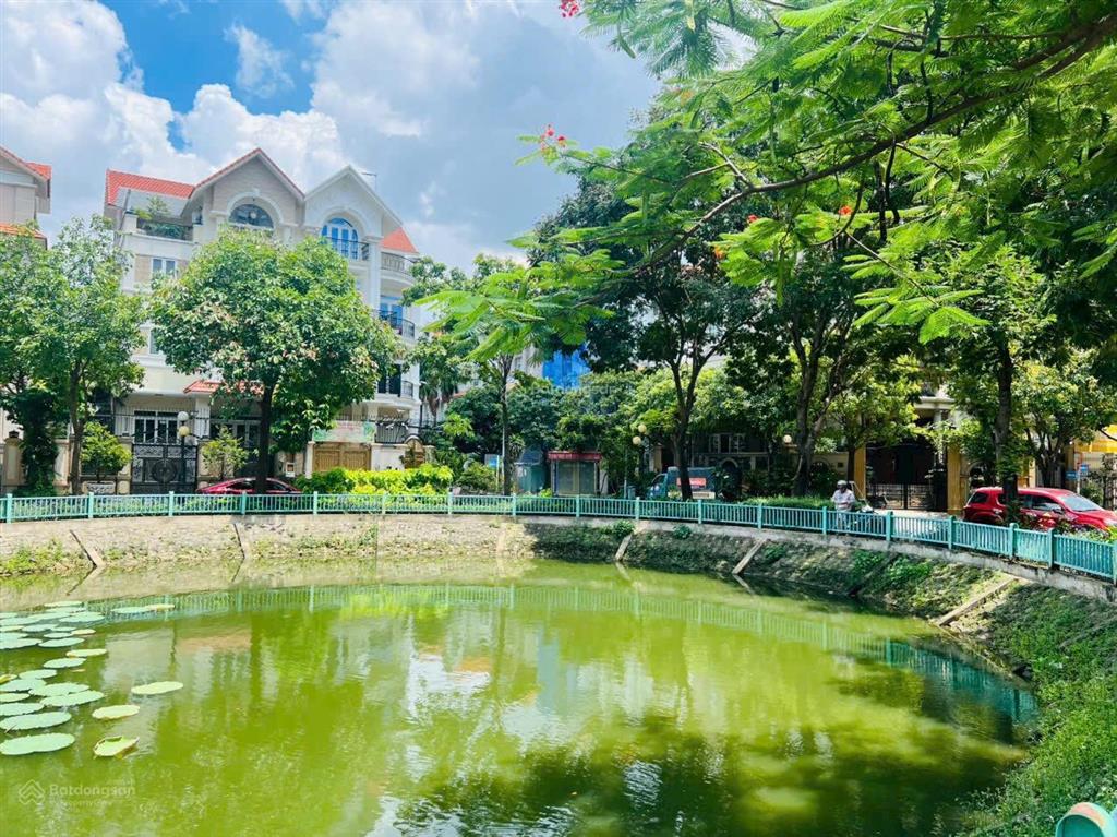 Bán đất khu him lam p. tân hưng, q. 7 dt 10x20m vị trí đẹp diện tích 10 x 20m giá 195tr/m2
