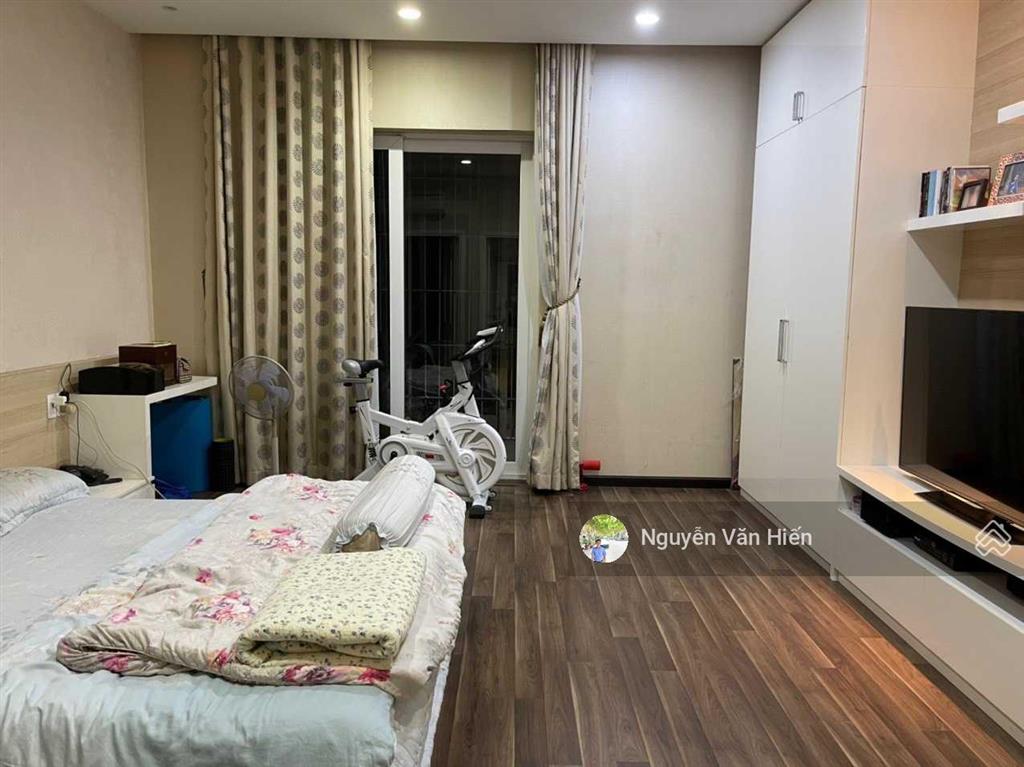 Bán nhà 5x20 khu him lam quận 7 gồm hầm và 4 tầng có thang máy giá 27,5 tỷ