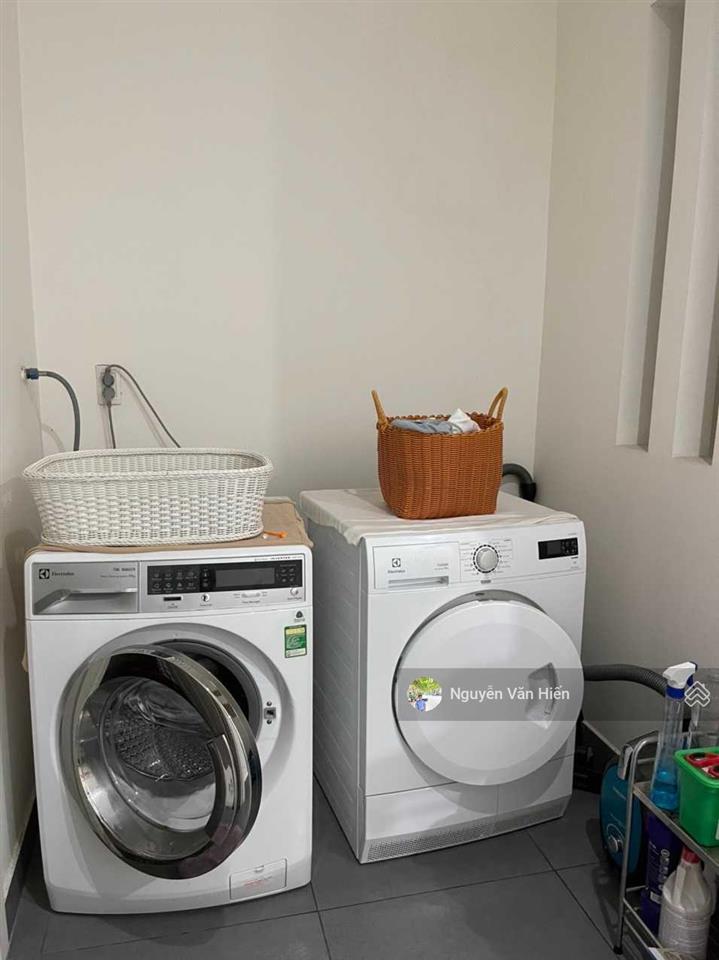 Bán nhà 5x20 khu him lam quận 7 gồm hầm và 4 tầng có thang máy giá 27,5 tỷ