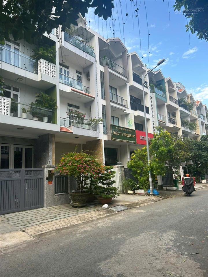 Bán cặp nhà hầm 5 tầng đường 25m khu him lam quận 7, dt 10x20m hợp khối có thang máy giá 80 tỷ