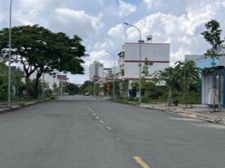 Hàng hiếm, vị trí đẹp. chính chủ bán lô góc 2 mặt đường nhựa p tam long