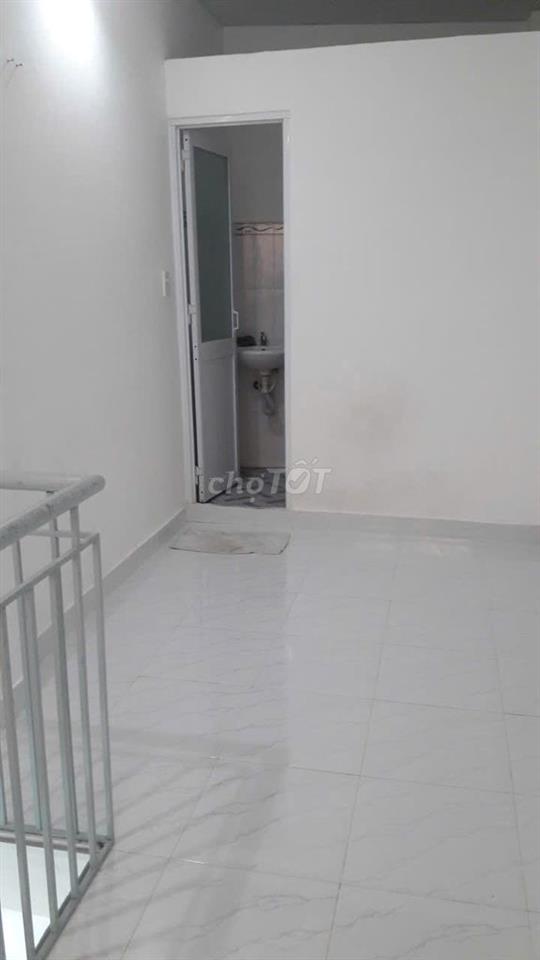 Bán nhà 1 Trệt 2 lầu, 15m², quận Phú Nhuận (P. Đức Nhuận), hẻm ba gác