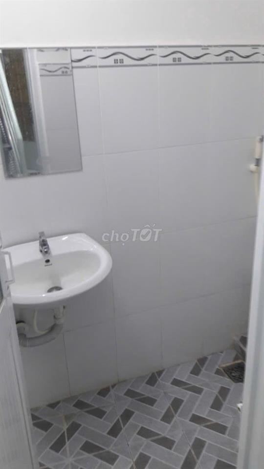 Bán nhà 1 Trệt 2 lầu, 15m², quận Phú Nhuận (P. Đức Nhuận), hẻm ba gác