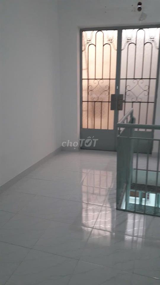 Bán nhà 1 Trệt 2 lầu, 15m², quận Phú Nhuận (P. Đức Nhuận), hẻm ba gác