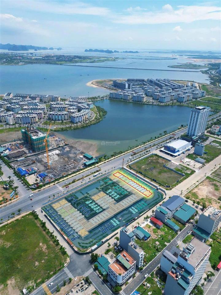 Chính chủ bán cc skym, bãi cháy, hạ long 1pn 36m2, view biển, nhạc nước giá 1,8 tỷ trả trước 550tr