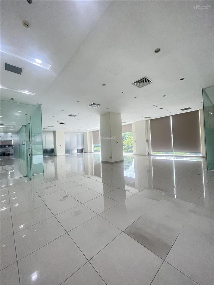 Cho thuê sàn văn phòng diện tích 285m2 tại phú mỹ hưng  q7, hoàn thiện cơ bản, bàn giao ngay