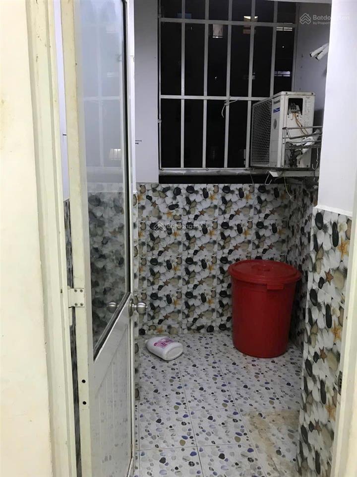 Bán căn góc 70m2  2pn  2wc hqc plaza giá rất tốt chỉ 1,3 tỷ (tl), nhà đẹp ở ngay.  0937 379 ***