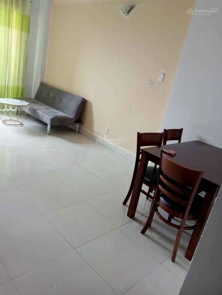 Bán căn hqc plaza tầng thấp giá tốt 1,15 tỷ 55m2  2pn  2wc, sang tên chủ đầu tư.  0937 379 ***