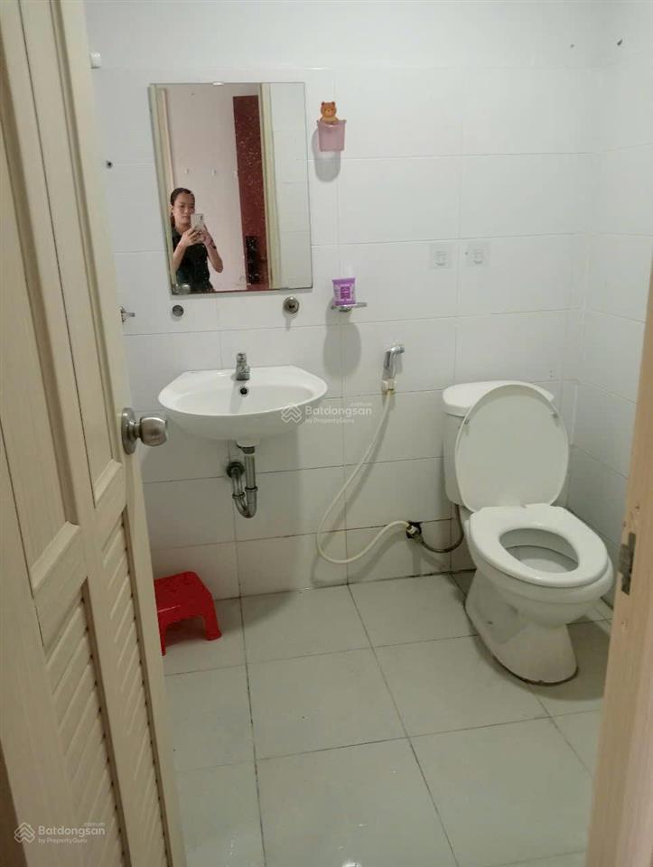 Bán căn hqc plaza tầng thấp giá tốt 1,15 tỷ 55m2  2pn  2wc, sang tên chủ đầu tư.  0937 379 ***
