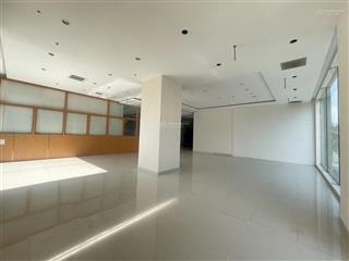 Cho thuê văn phòng diện tích 100m2 tại phú mỹ hưng q7, vp trống sẵn bàn giao ngay