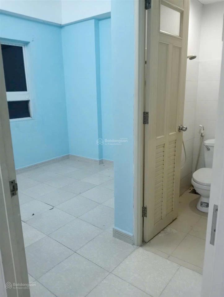 Cần bán nhanh 1 căn hqc plaza giá 1.05tỷ 55m2  2pn  2wc, sang tên chủ đầu tư.  0937 379 ***