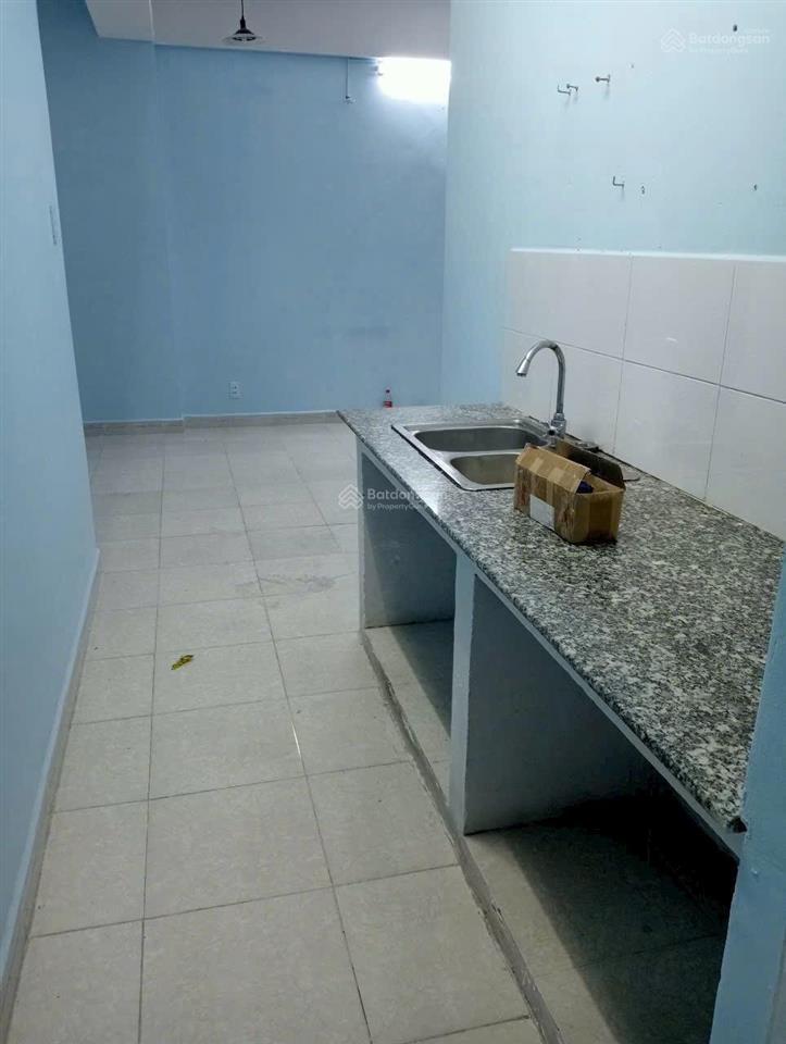 Cần bán nhanh 1 căn hqc plaza giá 1.05tỷ 55m2  2pn  2wc, sang tên chủ đầu tư.  0937 379 ***